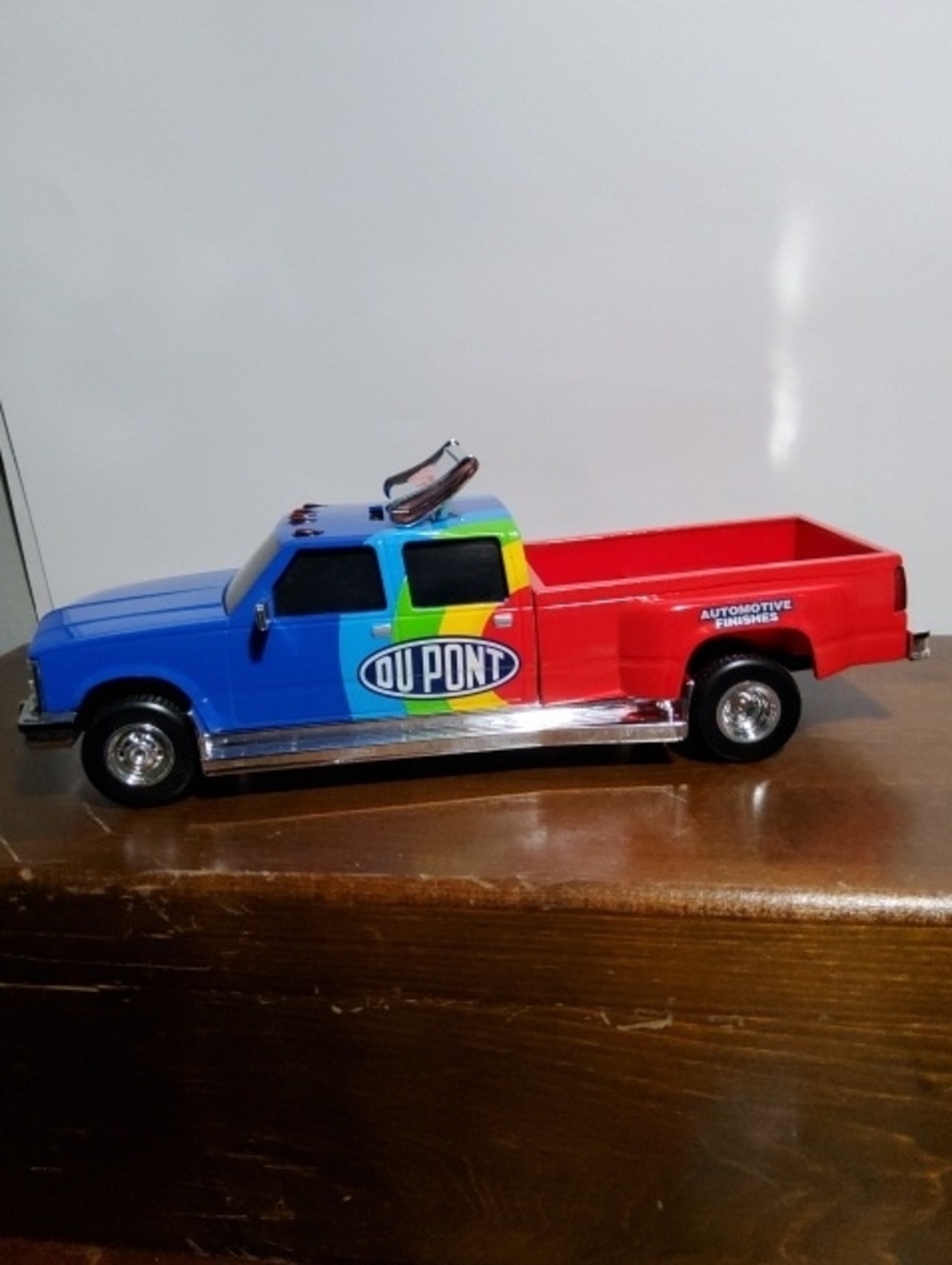 Jeff Gordon 1998 Chevy Diecast Metal Bank. - Picture 2 of 8